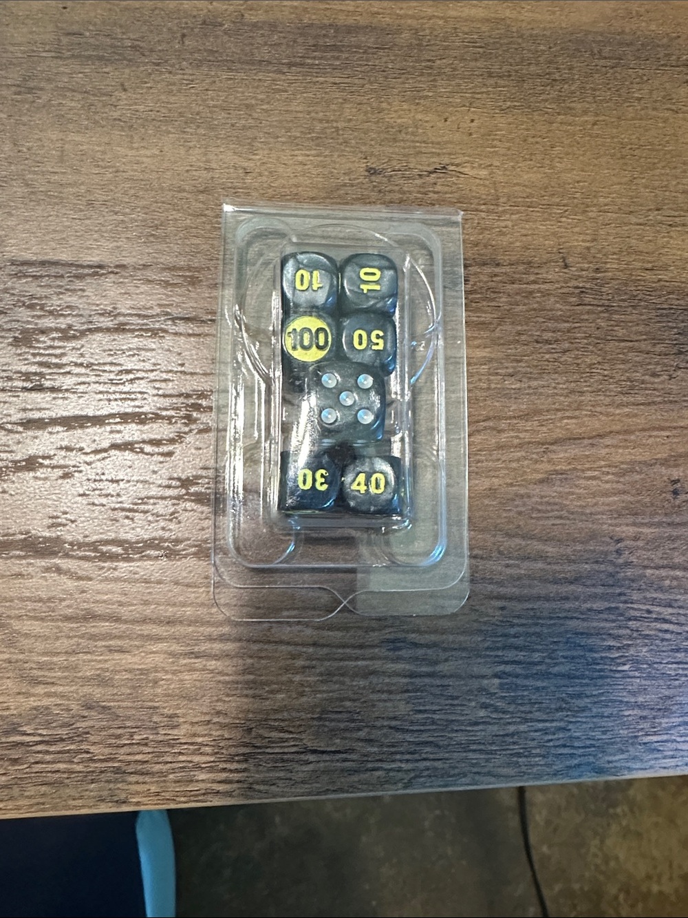 Black and Yellow Gaming Dice Set - Pack of 6 Pokémon
